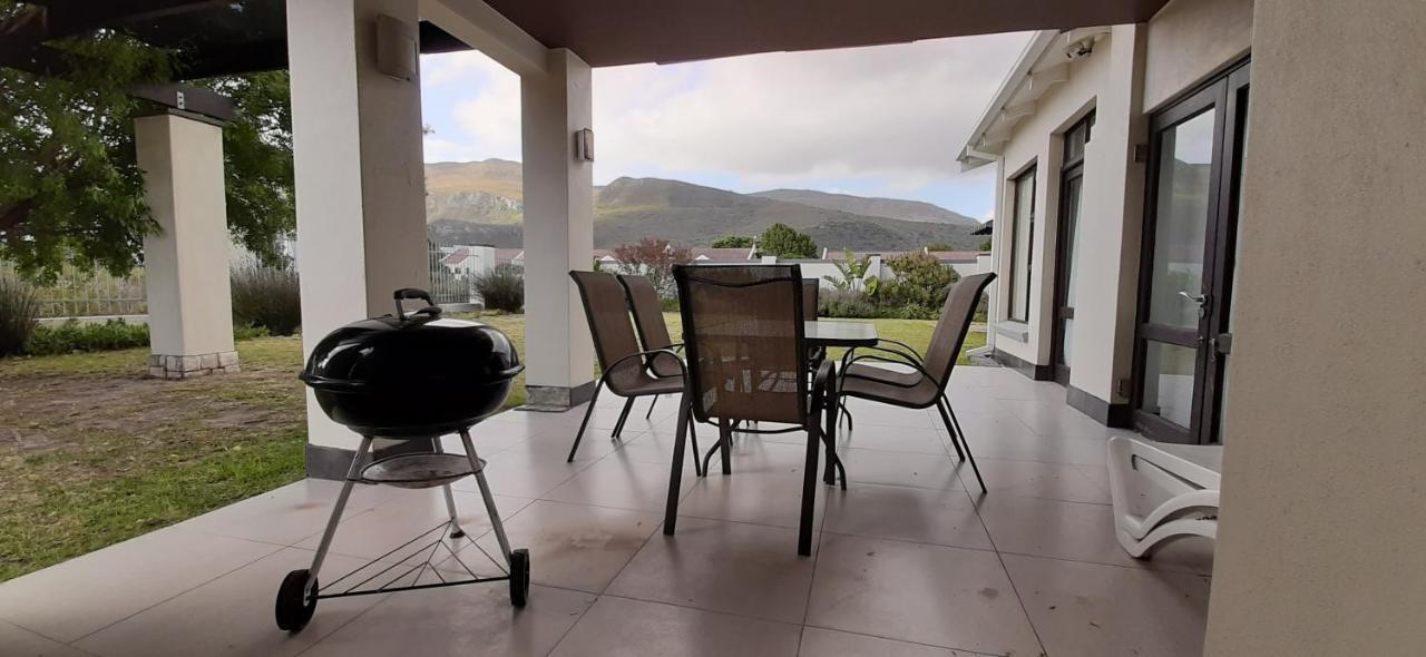 הרמנוס Hadingham Russell Holiday House מראה חיצוני תמונה